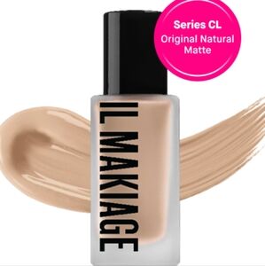 IL MAKIAGE CL 20 Woke Up Like This Foundation